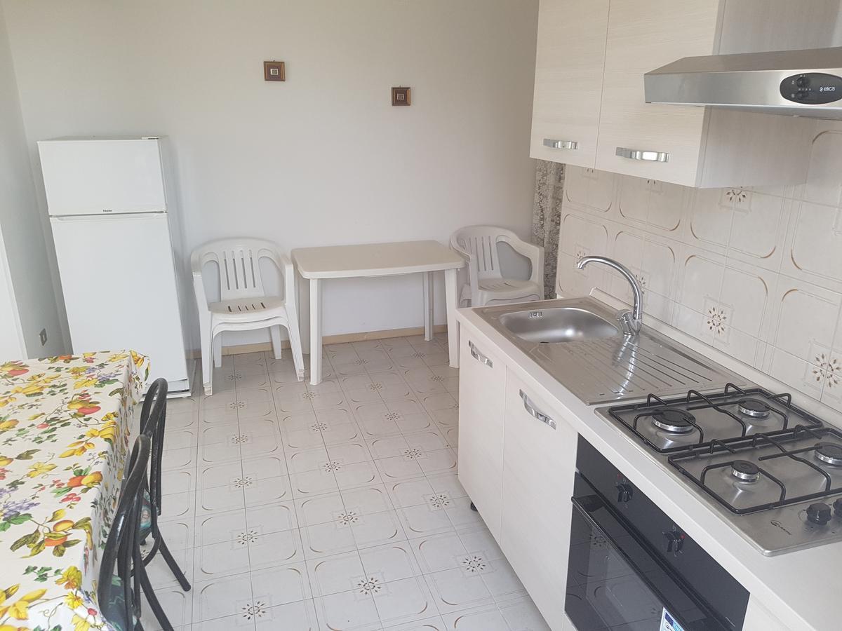 Ws Economy Rooms & Apartment Галиполи Екстериор снимка