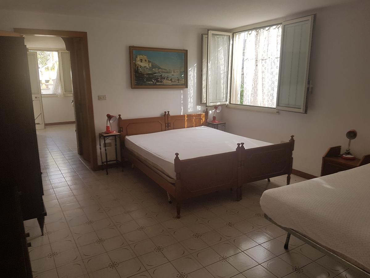 Ws Economy Rooms & Apartment Галиполи Екстериор снимка
