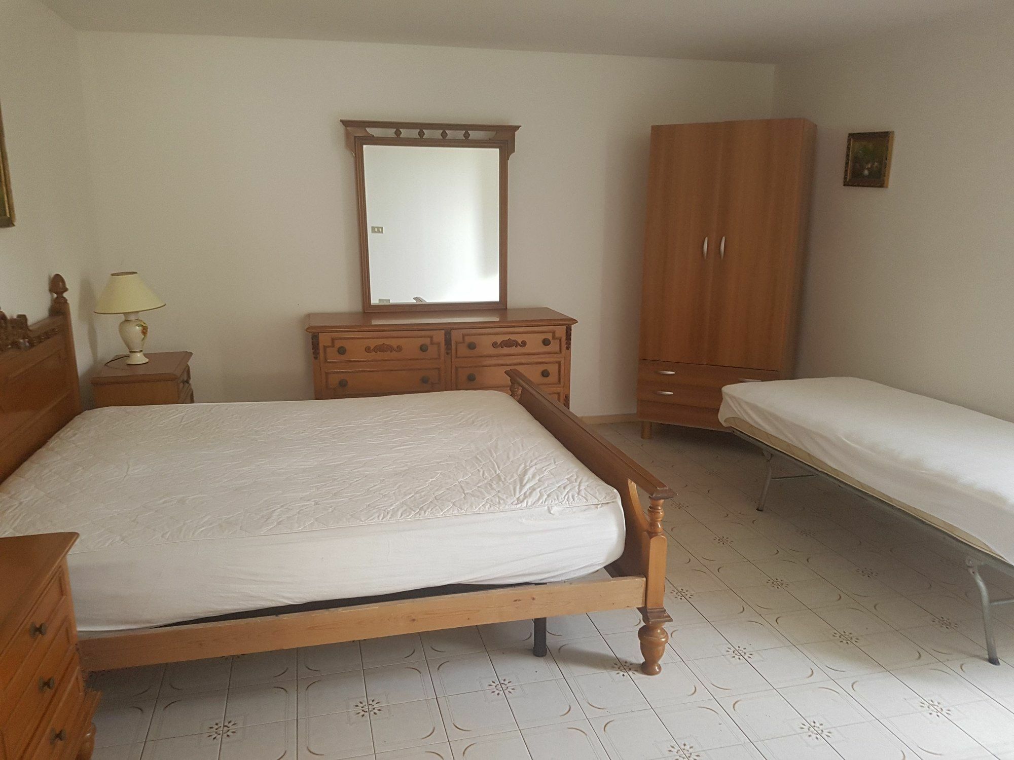Ws Economy Rooms & Apartment Галиполи Екстериор снимка